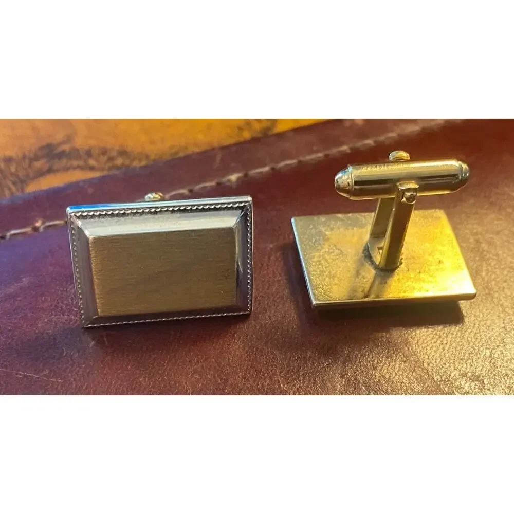 VTG Men's Two Tone Cufflinks Set, Rectangular